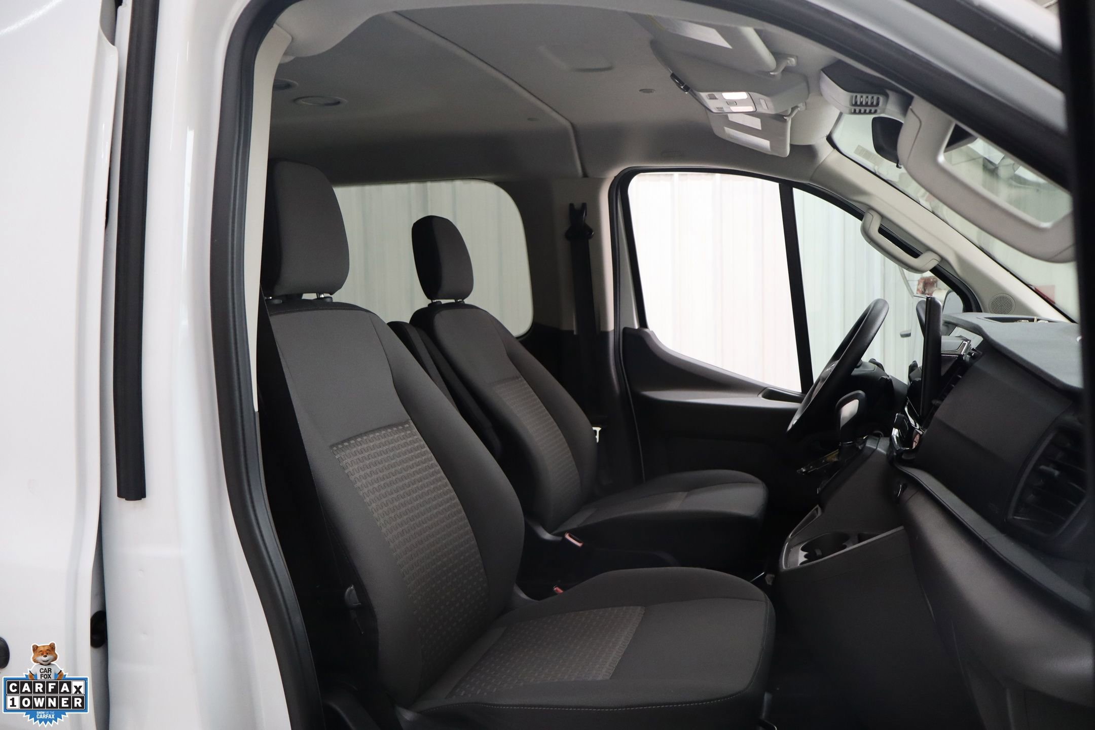Used 2023 Ford Transit 350 XLT image 28