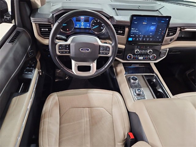 Used 2023 Ford Expedition Limited image 13