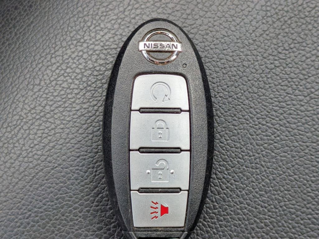 Used 2019 Nissan Kicks SR w/ SR Premium Package image 36