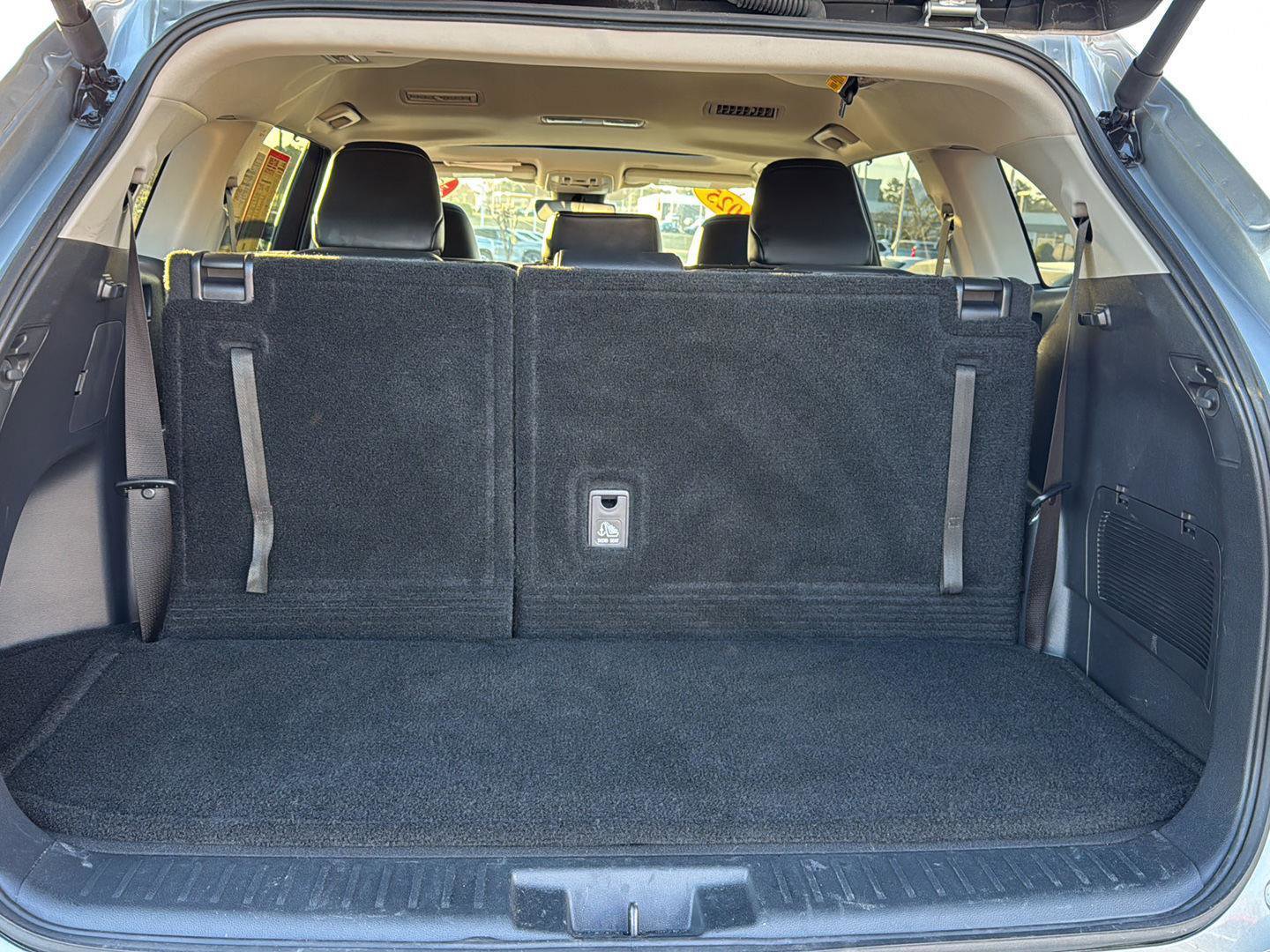 Certified 2025 Toyota Highlander XLE image 29