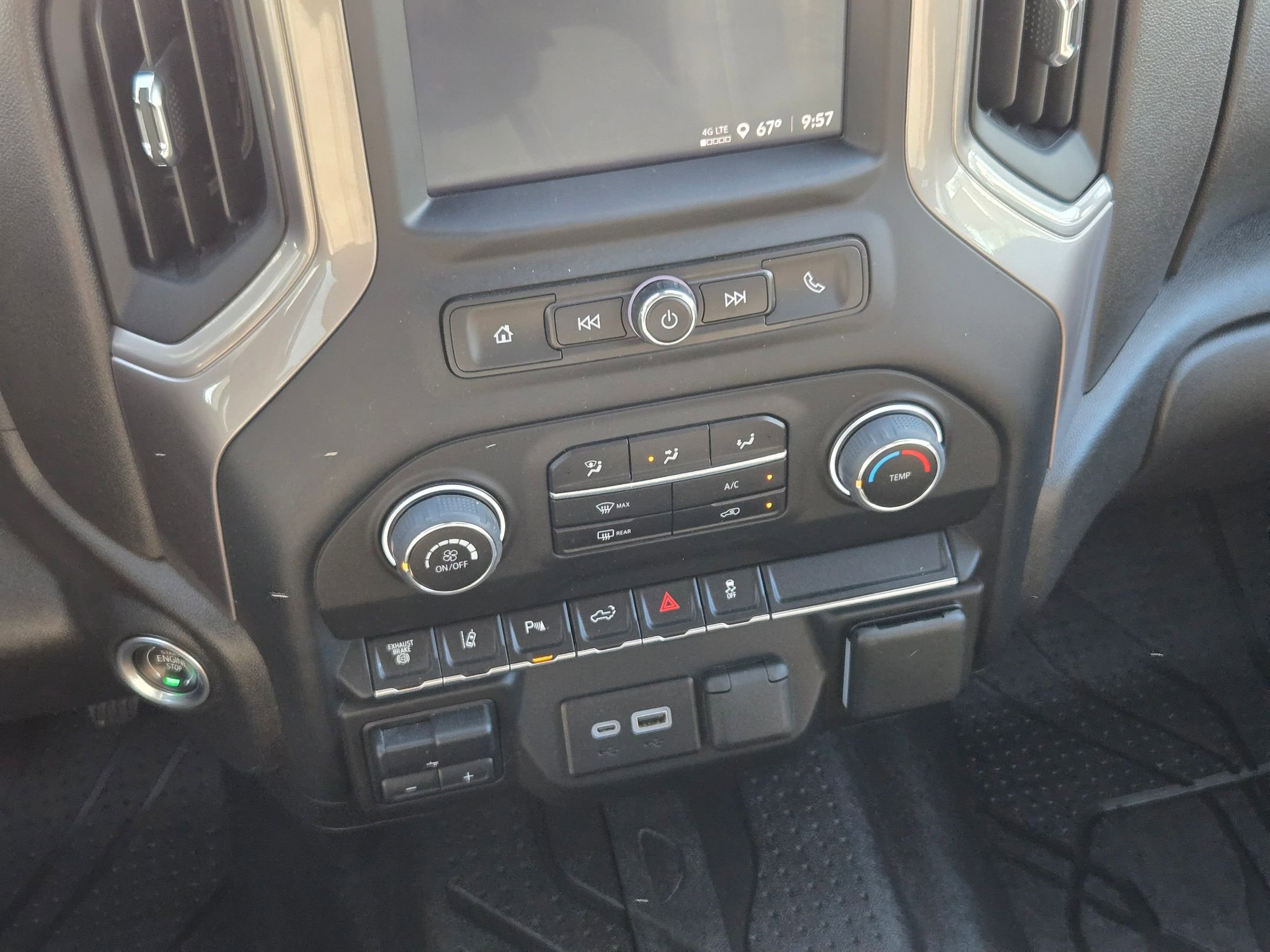 Certified 2024 Chevrolet Silverado 2500 Custom w/ Custom Value Package image 19