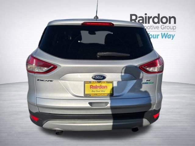 Used 2015 Ford Escape SE image 8