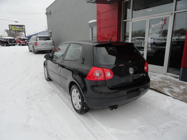 Used 2008 Volkswagen Rabbit 2-Door image 3
