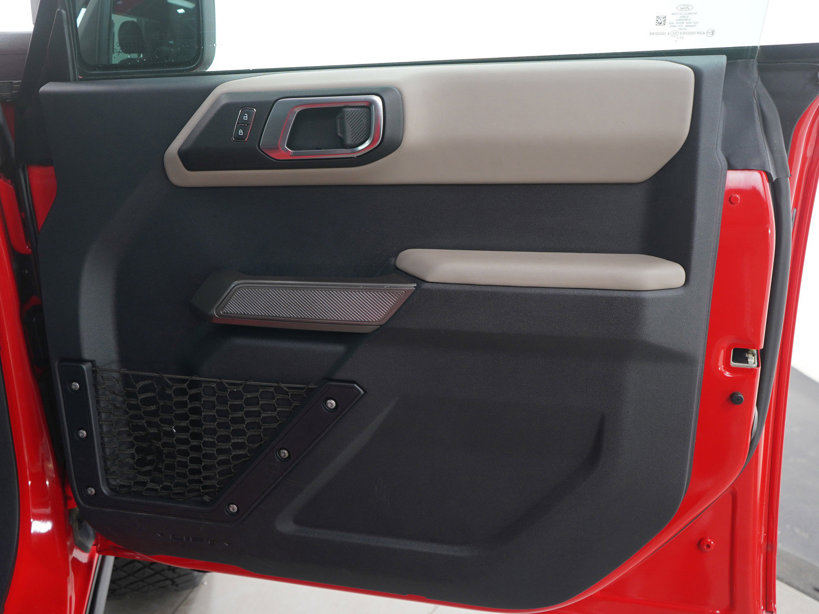 Used 2022 Ford Bronco Wildtrak image 10