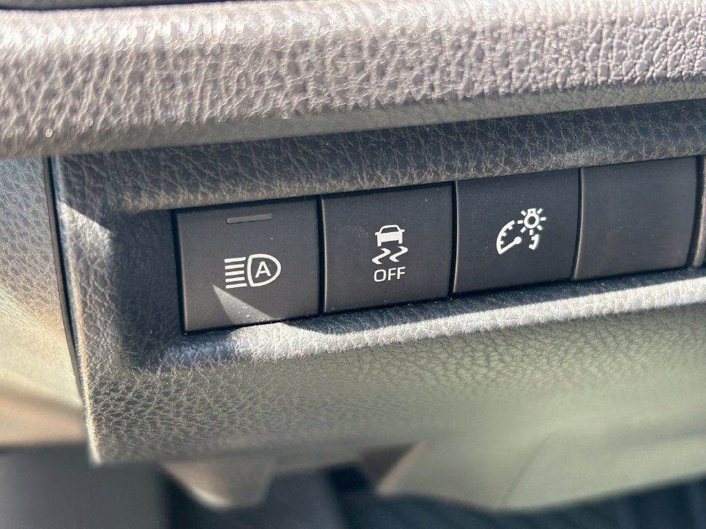 Used 2026 Toyota Camry XSE AWD/4WD image 25