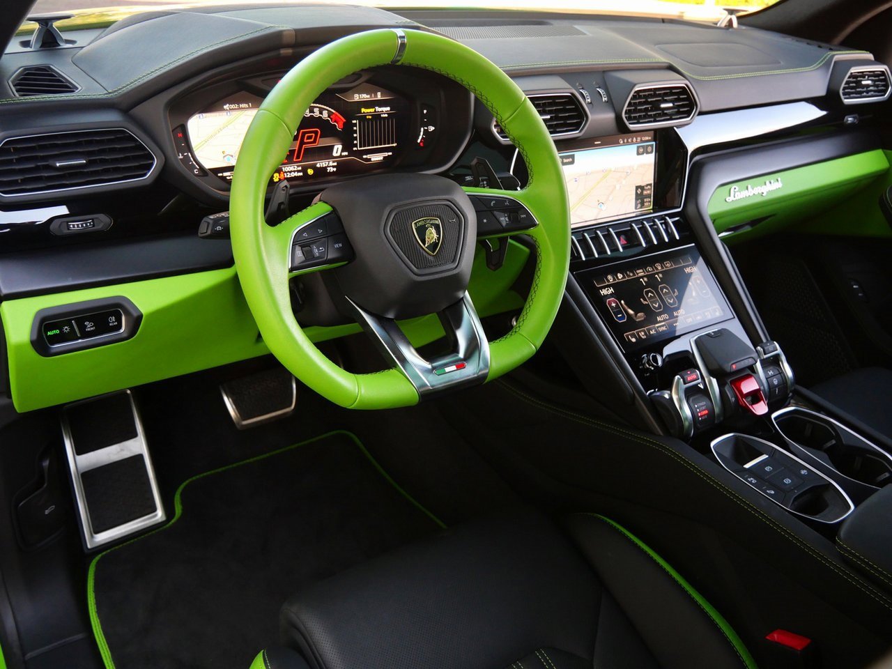 Used 2023 Lamborghini Urus S image 14