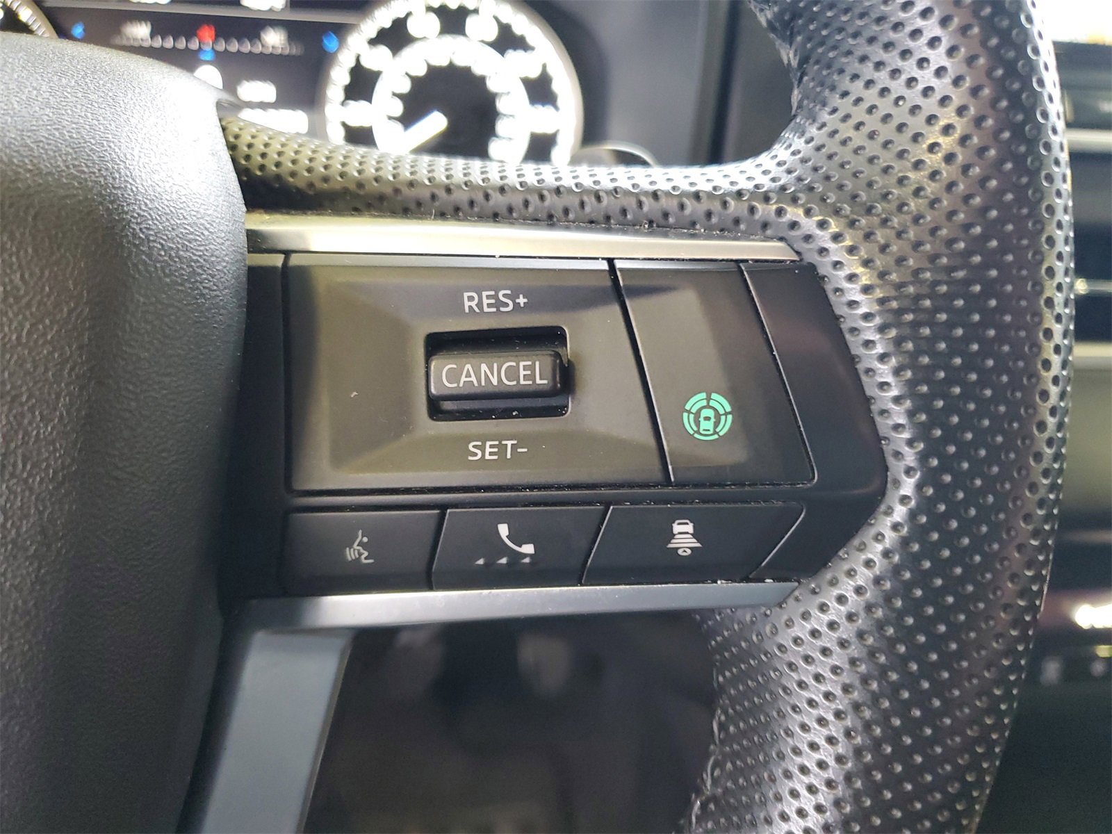 Used 2023 Mitsubishi Outlander SE image 12