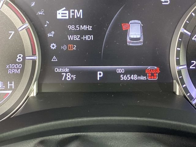 Used 2024 Toyota Highlander XLE AWD/4WD image 23