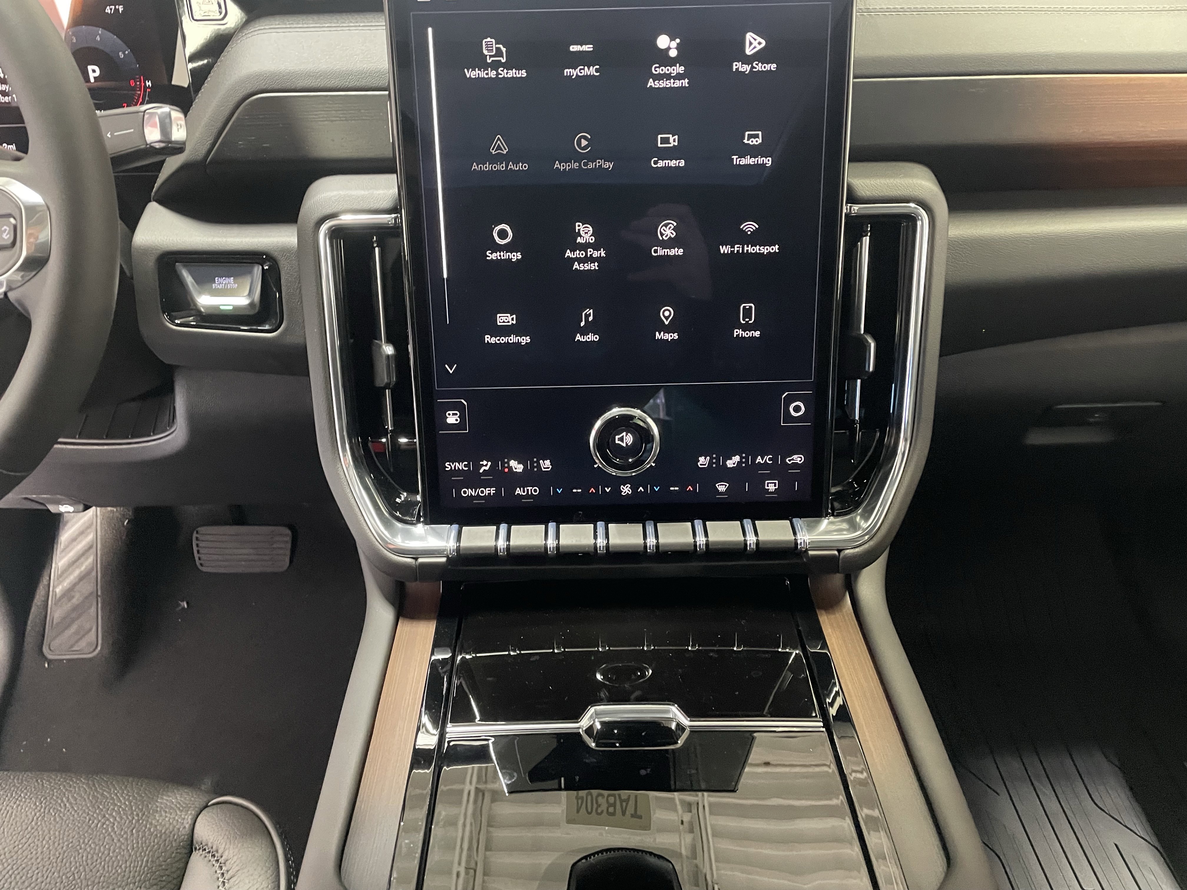 New 2026 GMC Yukon Denali w/ Sun & Power Step Package image 20