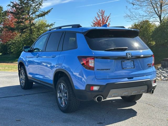 Used 2024 Honda Passport TrailSport image 5
