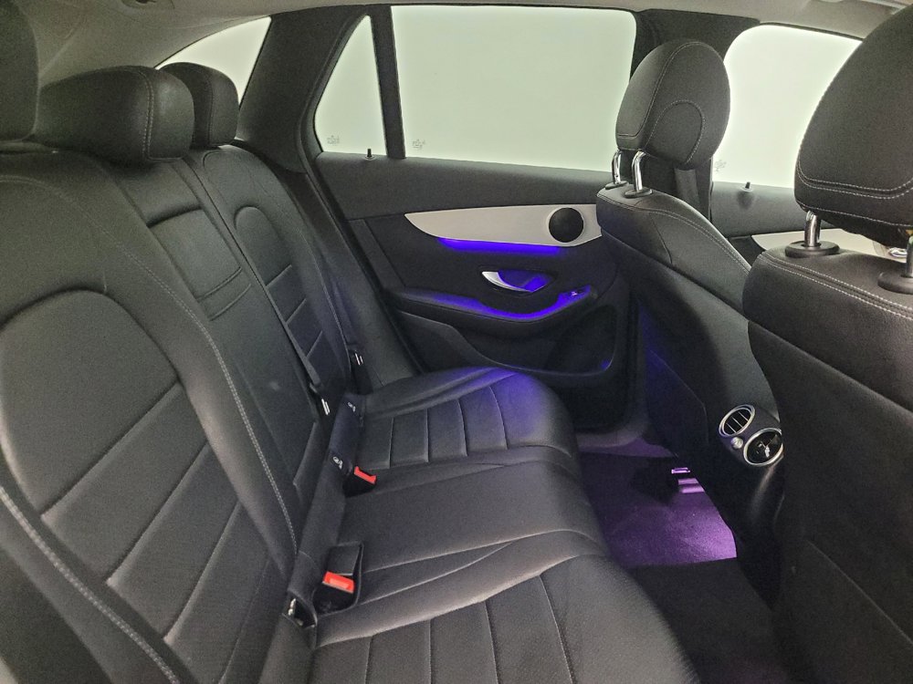 Used 2021 Mercedes-Benz GLC 300 w/ Premium Package image 19
