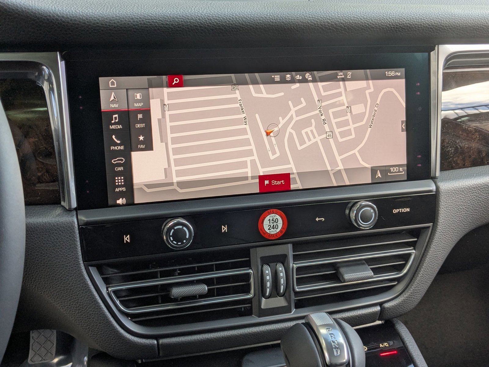 New 2026 Porsche Macan image 20