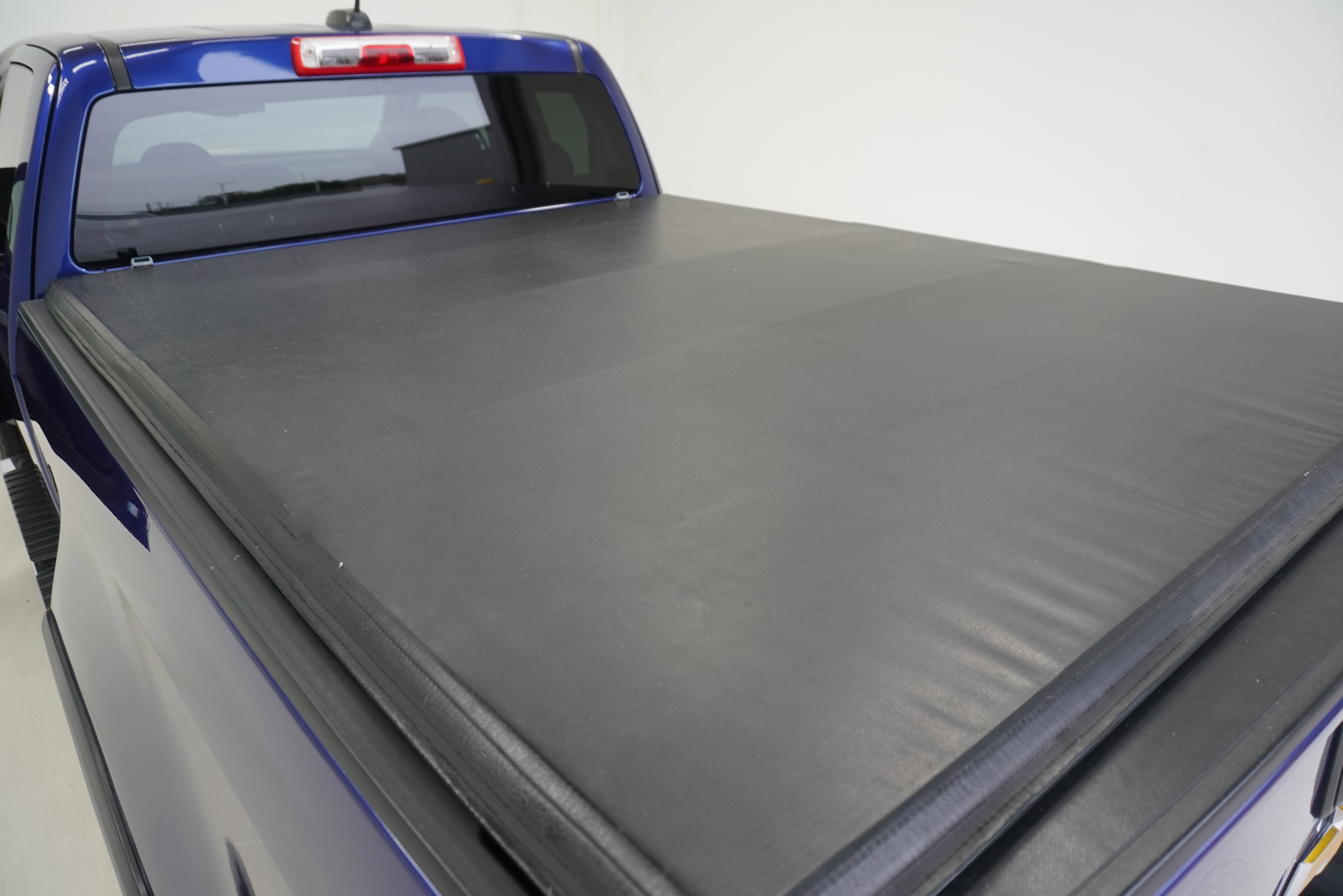 Used 2015 Chevrolet Colorado LT w/ LT Convenience Package RWD image 7