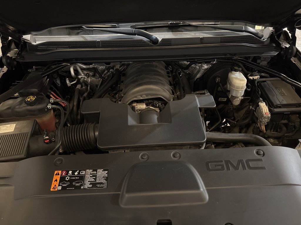 Used 2018 GMC Yukon Denali image 17