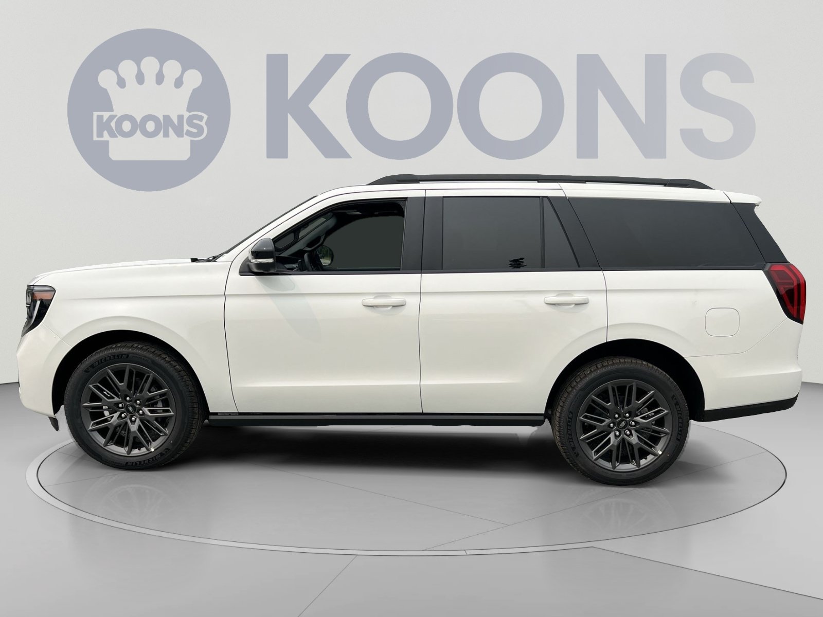 New 2027 Ford Expedition Platinum w/ Stealth Appearance Package AWD/4WD image 2