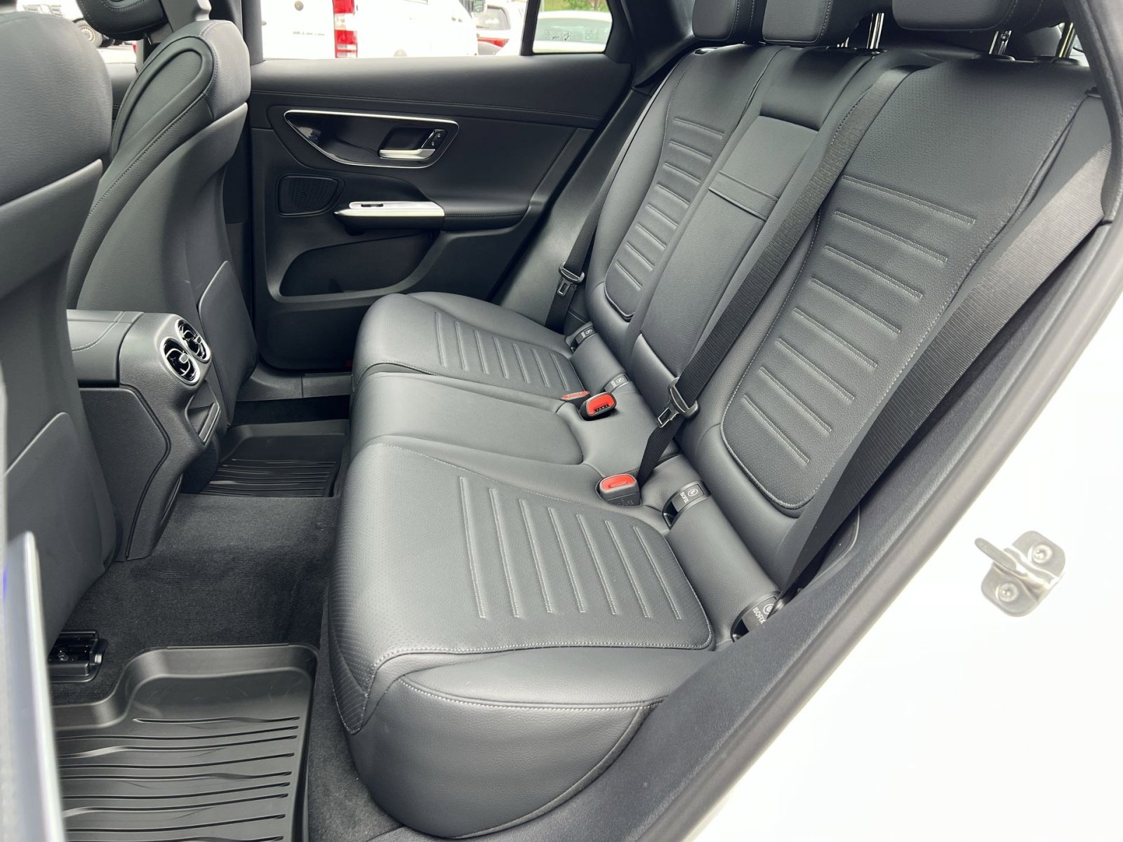 New 2026 Mercedes-Benz GLC 300 4MATIC image 30