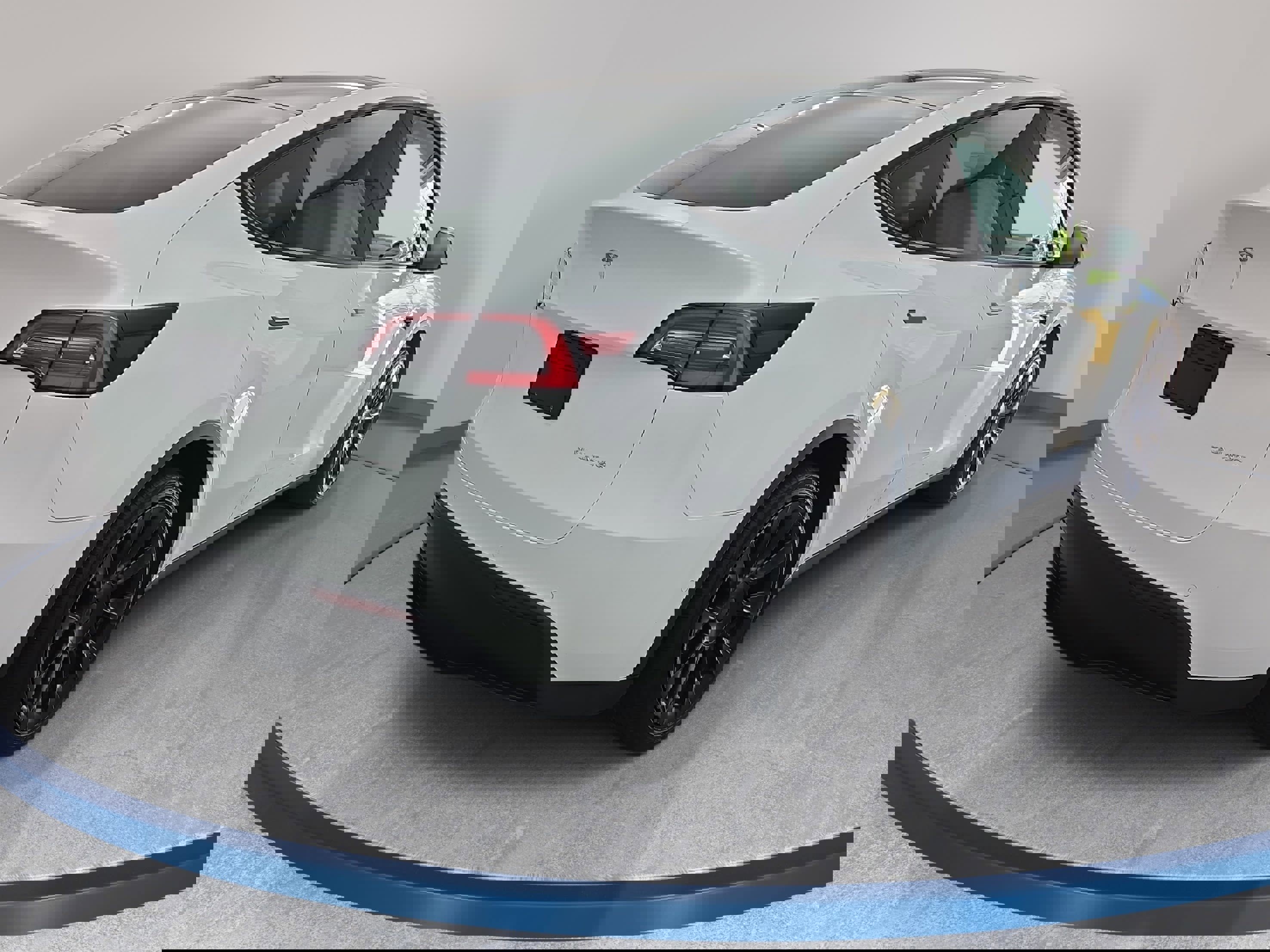 Used 2021 Tesla Model Y Long Range image 5