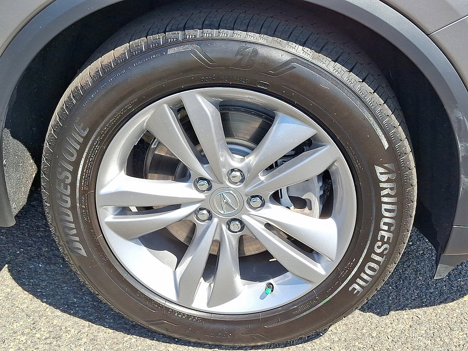 Used 2024 Acura MDX SH-AWD image 9