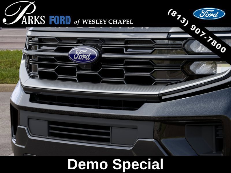 New 2027 Ford Expedition Platinum w/ Driver's Package RWD image 17