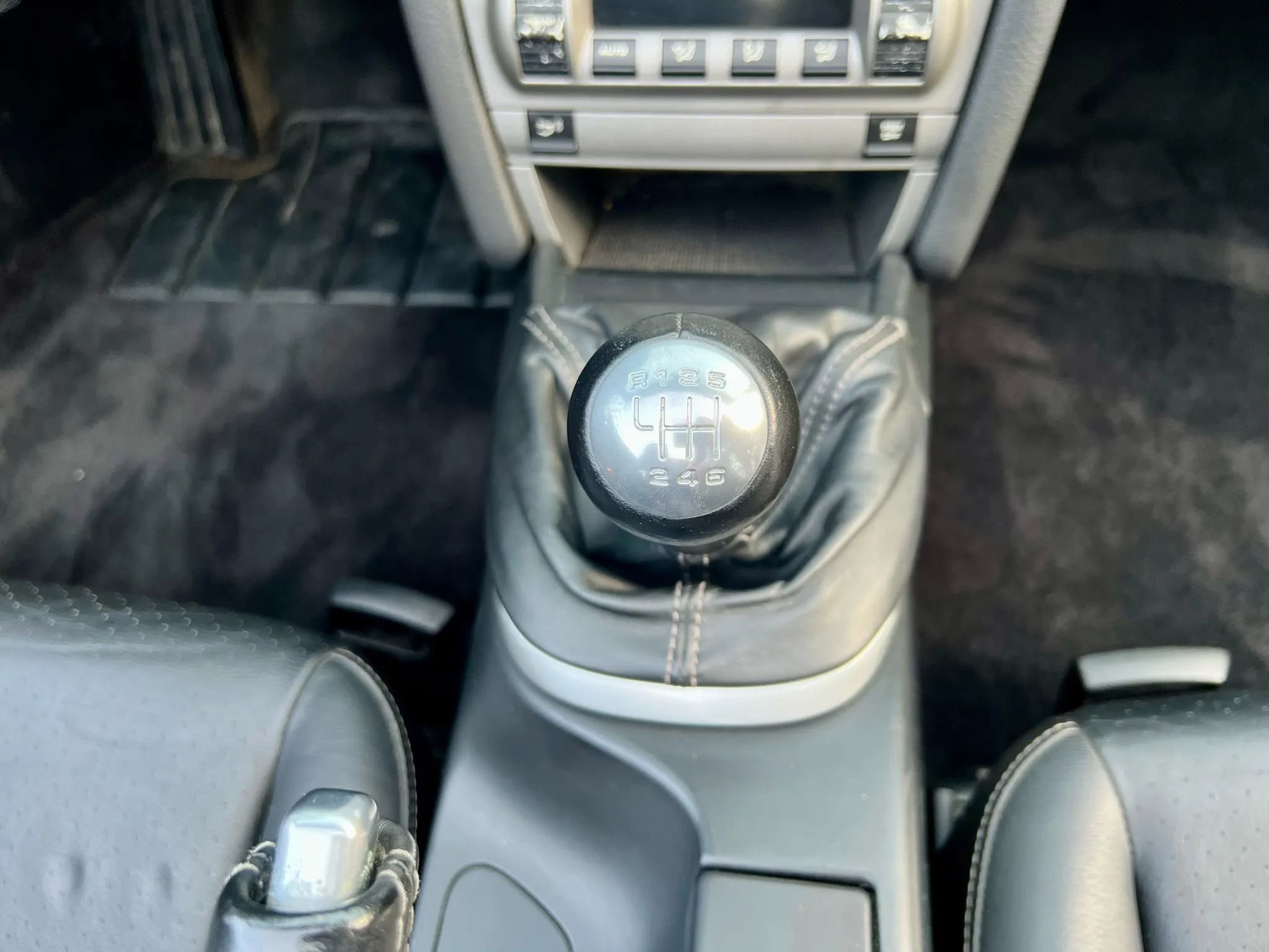 Used 2005 Porsche Boxster S image 36