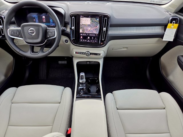New 2026 Volvo XC40 B5 Plus w/ Protection Package Premier AWD/4WD image 13