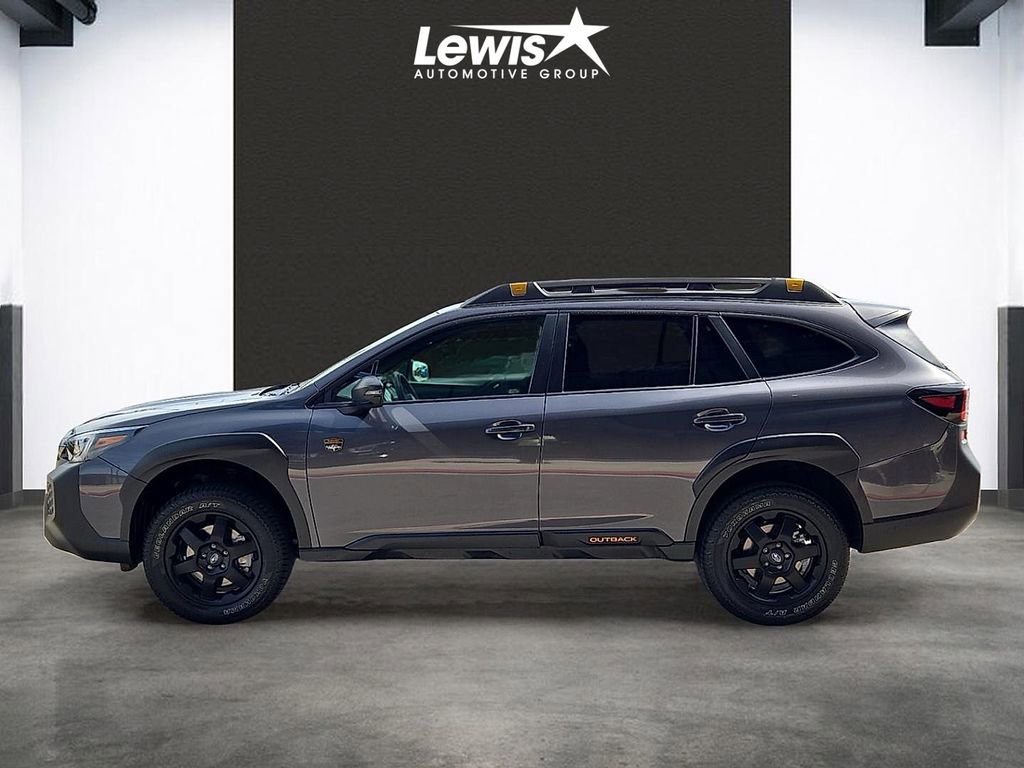 Used 2025 Subaru Outback Wilderness AWD/4WD image 2