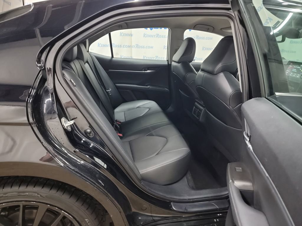 Used 2023 Toyota Camry XSE image 11