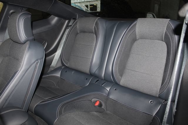Used 2025 Ford Mustang Coupe RWD image 17