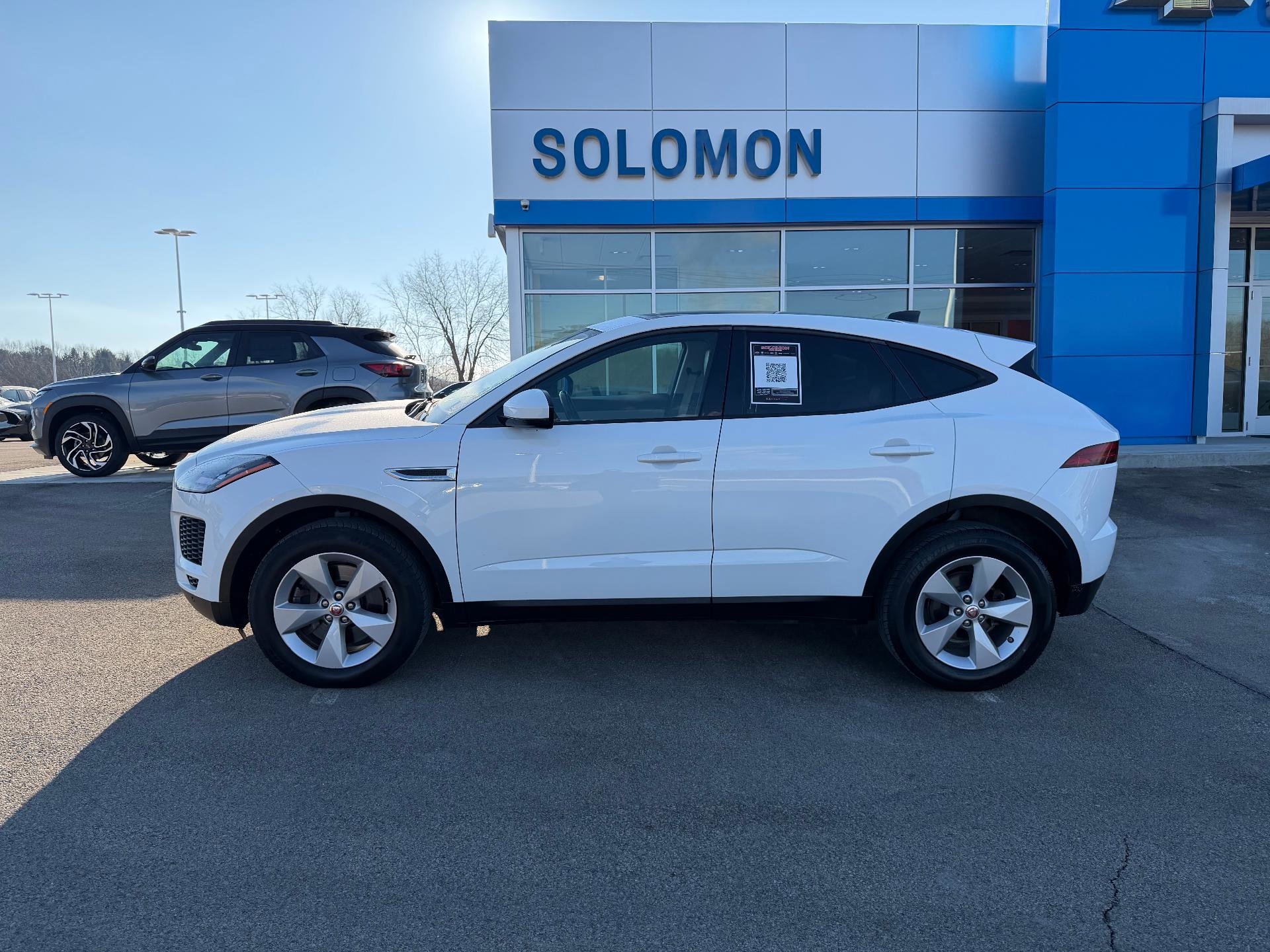 Used 2020 Jaguar E-PACE Sport Utility image 2