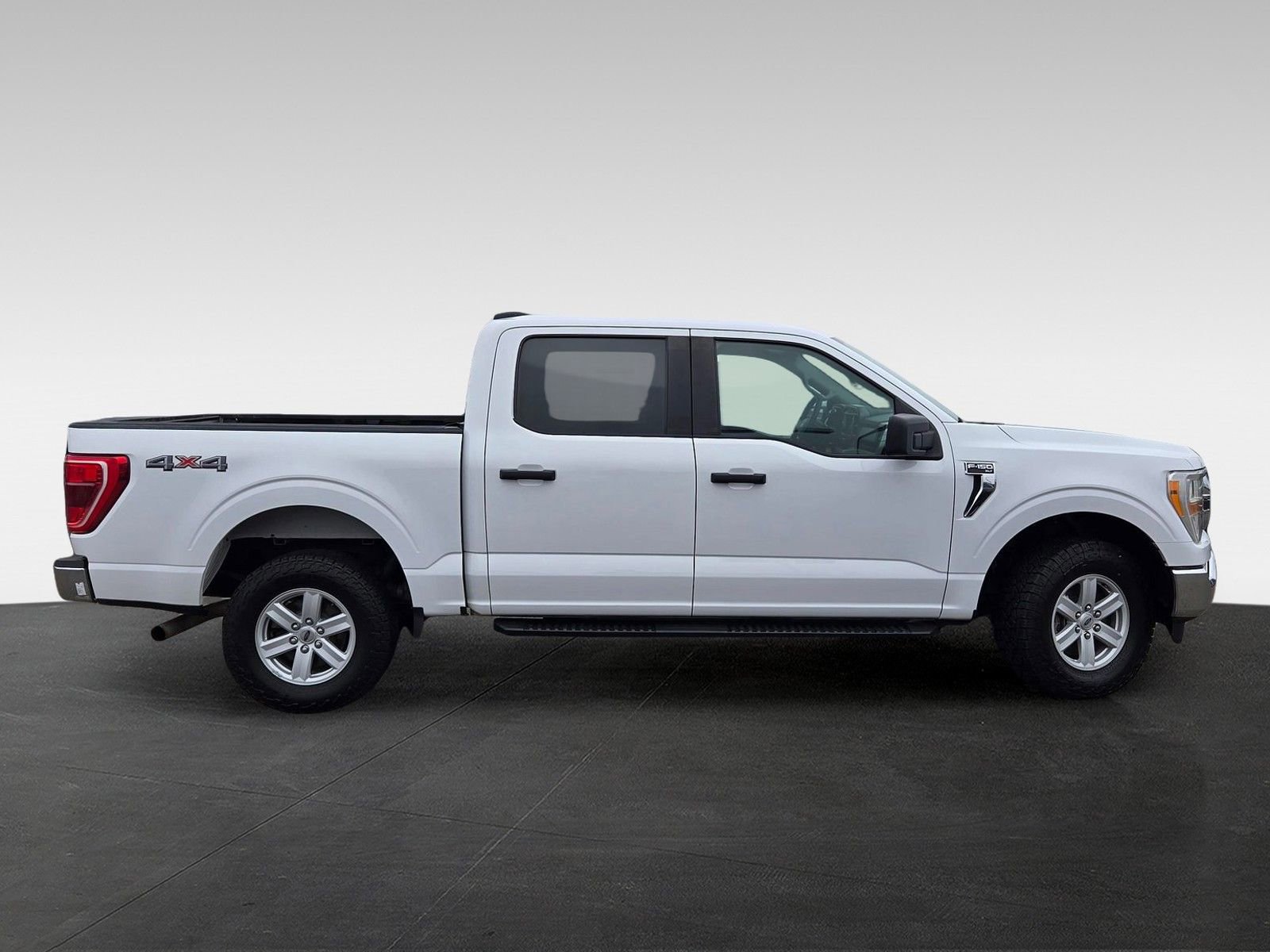 Used 2021 Ford F150 XLT w/ Trailer Tow Package image 3