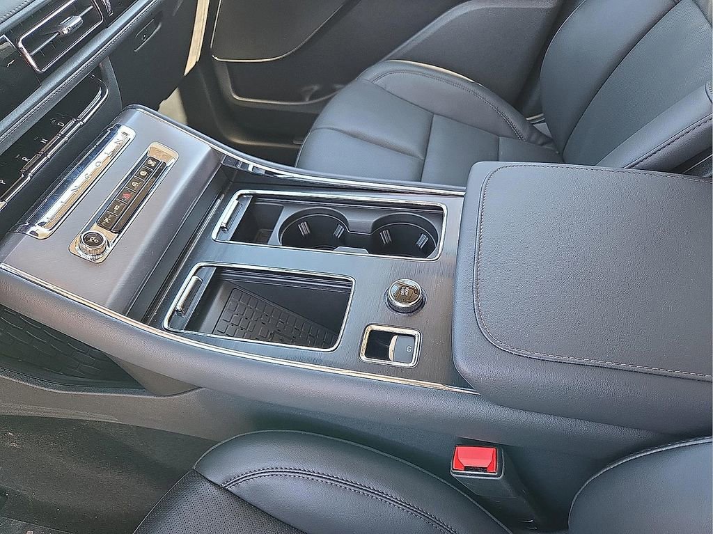 New 2026 Lincoln Aviator 2WD image 20