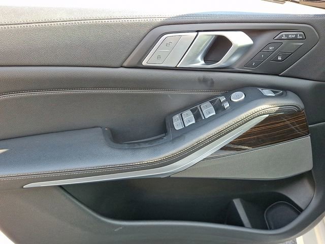 Used 2019 BMW X7 xDrive40i w/ Premium Package image 17