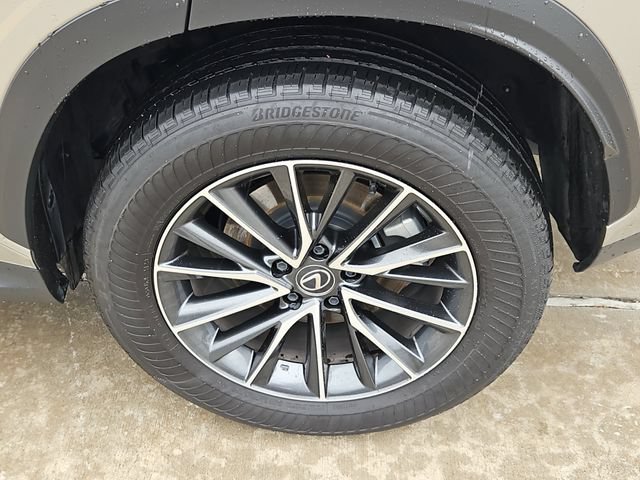 Used 2024 Lexus NX 350 AWD image 12