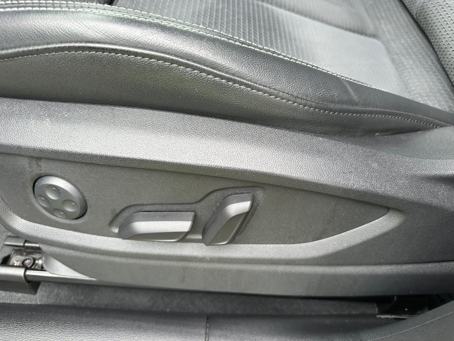 Used 2022 Audi SQ5 Premium Plus AWD/4WD image 33