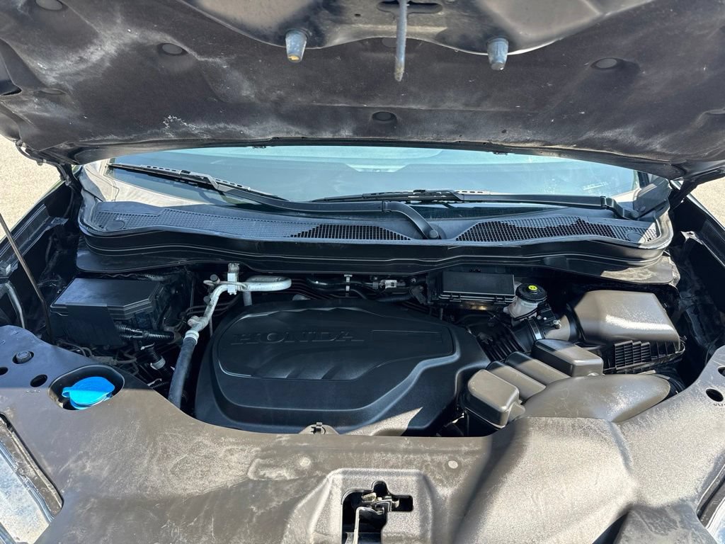 Certified 2021 Honda Ridgeline Black Edition image 17
