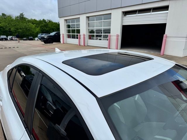 Used 2025 Toyota Camry SE w/ Multimedia Upgrade Package FWD image 11