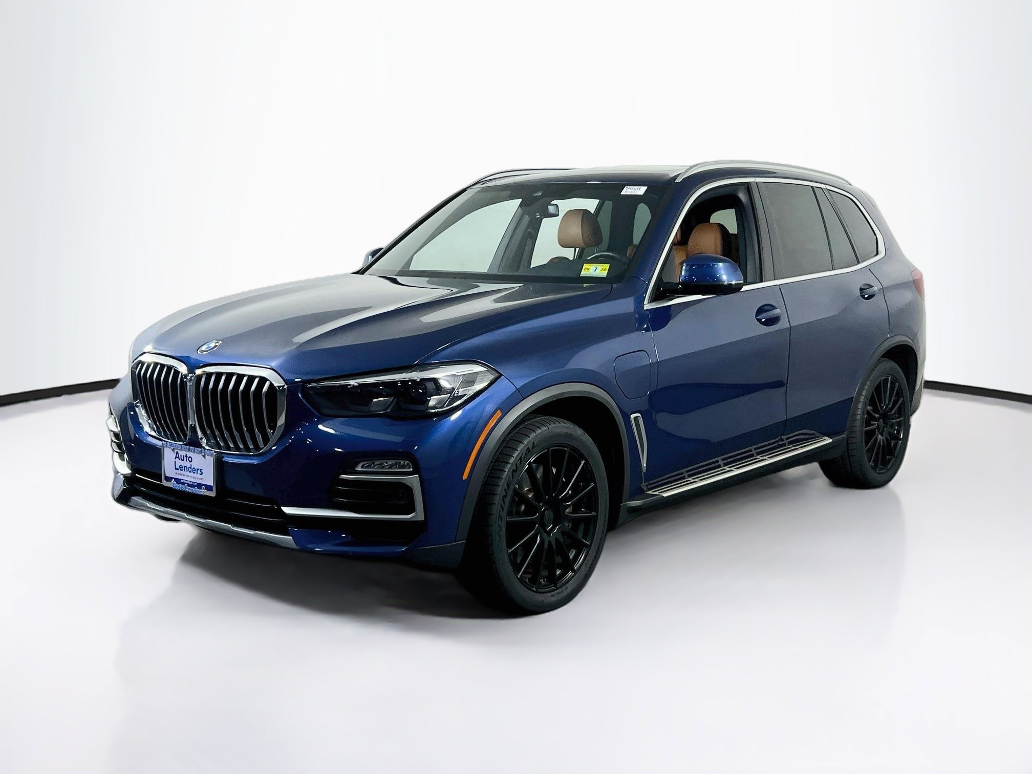 Used 2021 BMW X5 xDrive45e w/ Premium Package 3