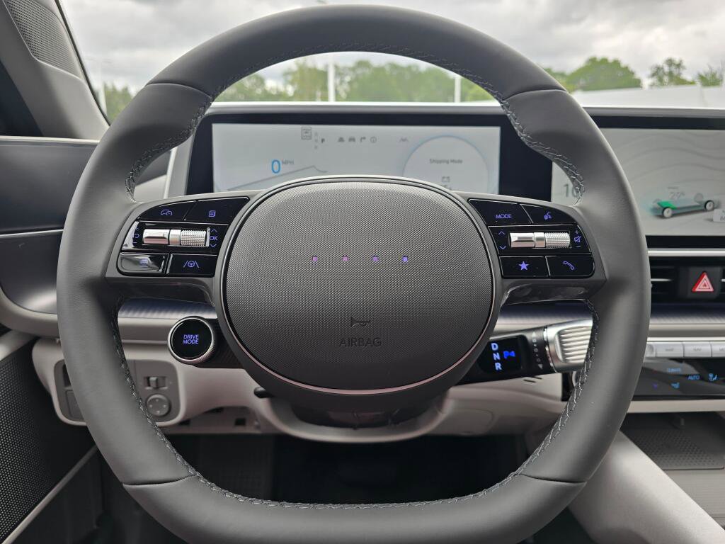 New 2025 Hyundai Ioniq 6 SEL image 17