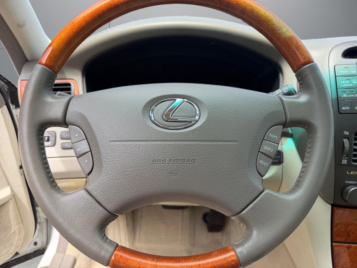 Used 2003 Lexus LS 430 RWD image 13