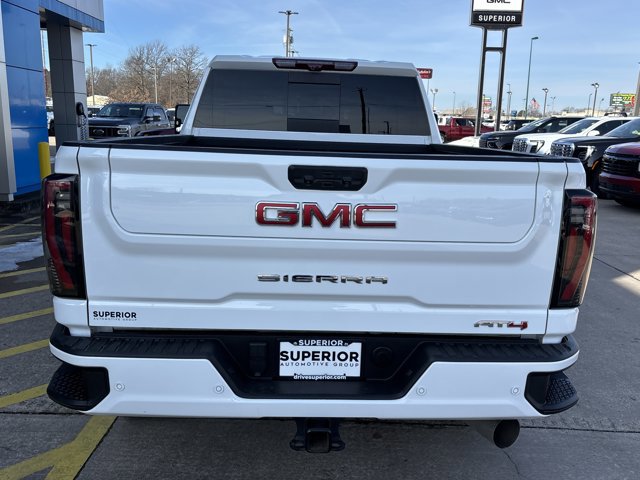Used 2024 GMC Sierra 2500 AT4 w/ AT4 Premium Plus Package AWD/4WD image 4