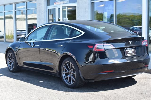 Used 2020 Tesla Model 3 Standard Range RWD image 8