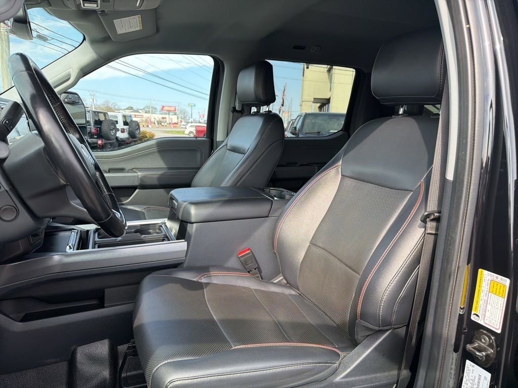 Used 2023 Ford F350 Lariat w/ FX4 Off-Road Package AWD/4WD image 31