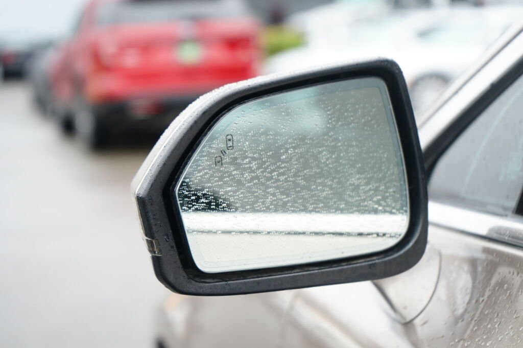 Used 2018 Lincoln MKZ Select w/ Technology Package image 9