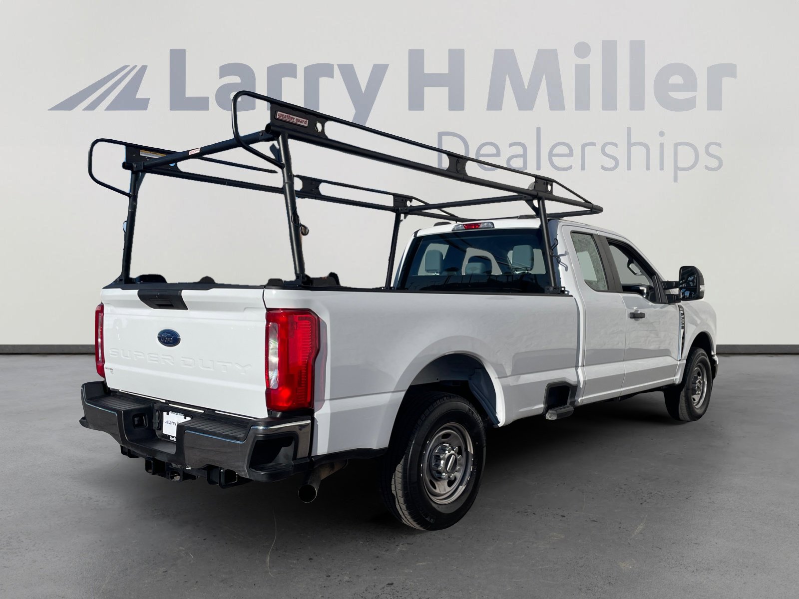Used 2024 Ford F250 XL w/ XL Chrome Package image 5