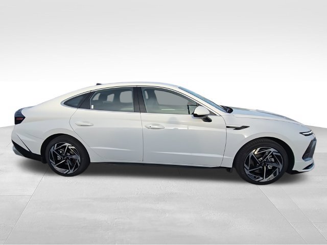 Used 2026 Hyundai Sonata SEL AWD/4WD image 9