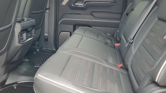 Used 2025 GMC Sierra 1500 AT4X AWD/4WD image 26