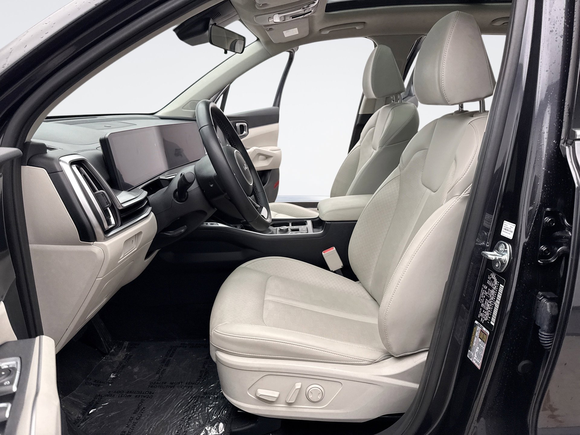 Used 2025 Kia Sorento S w/ Panoramic Sunroof Package image 11