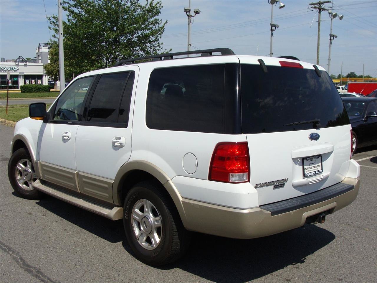 Used 2006 Ford Expedition Eddie Bauer AWD/4WD image 4