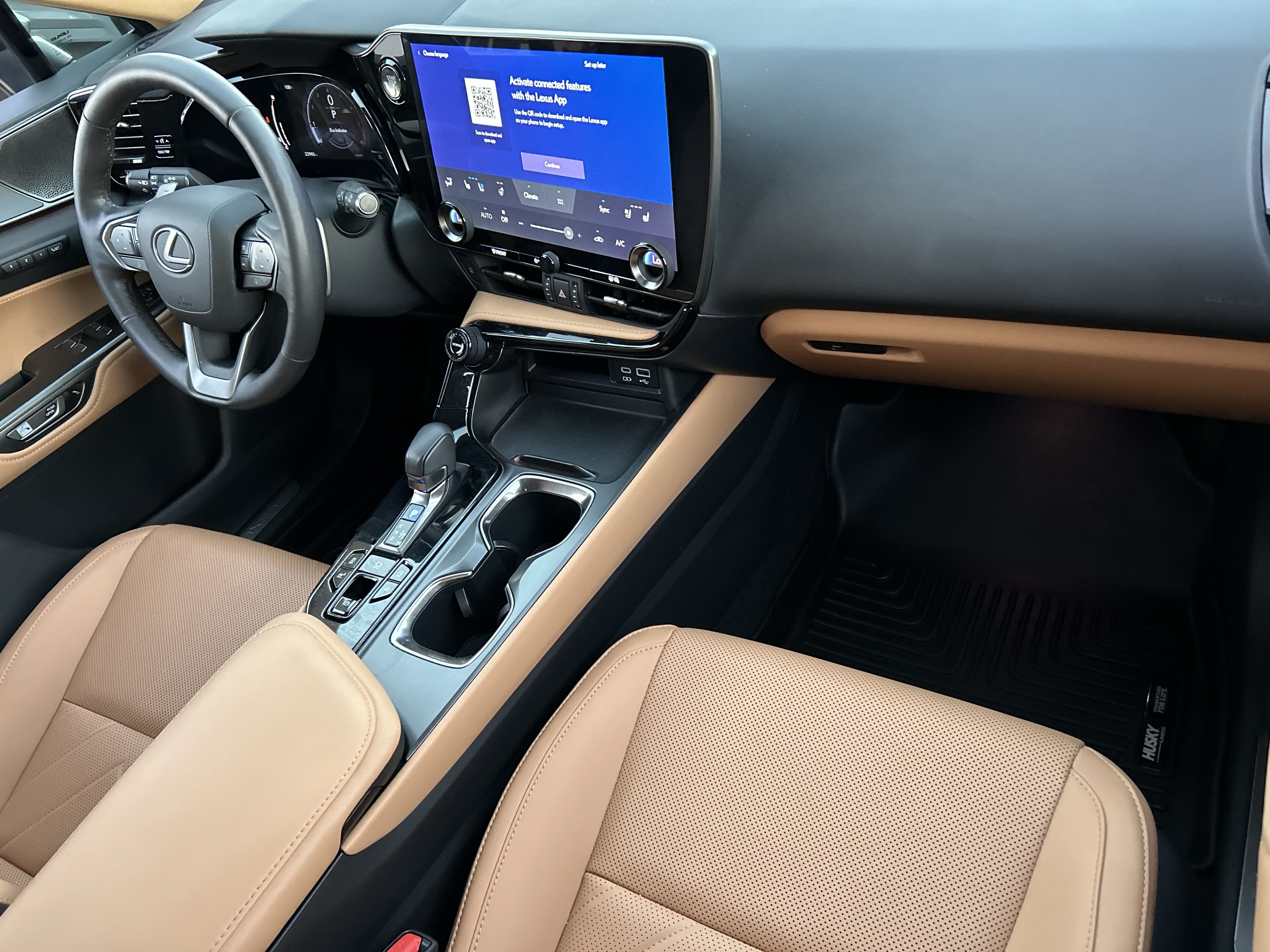 Used 2024 Lexus NX 350 AWD w/ Vision Package image 11