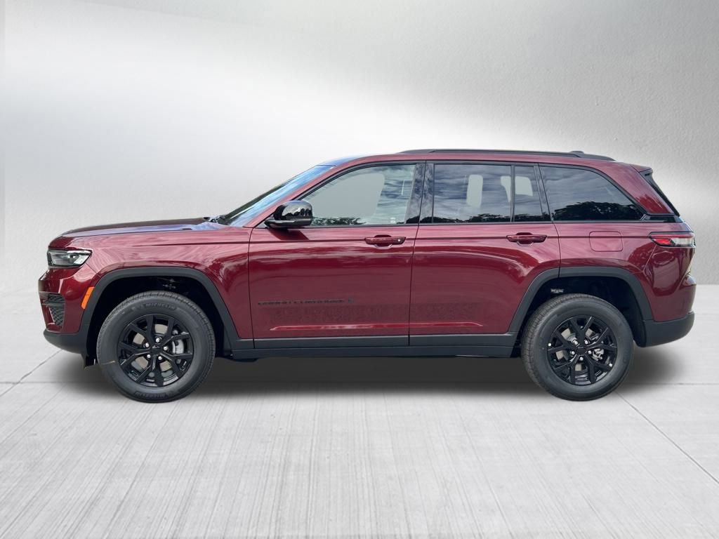 New 2025 Jeep Grand Cherokee Altitude image 8
